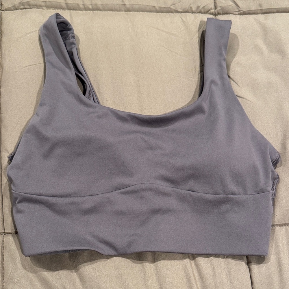Gymshark Scoop Neck Sports Bra in Slate Gray